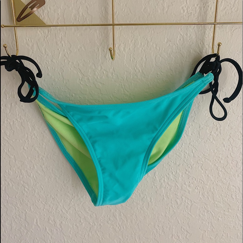 cheeky bikini bottoms SUPER CUTE✨